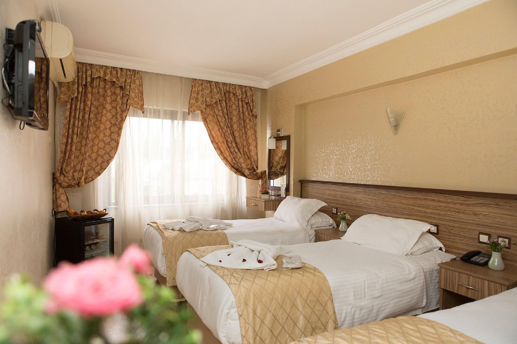 Hotel Buyuk Hamit Κωνσταντινούπολη Εξωτερικό φωτογραφία